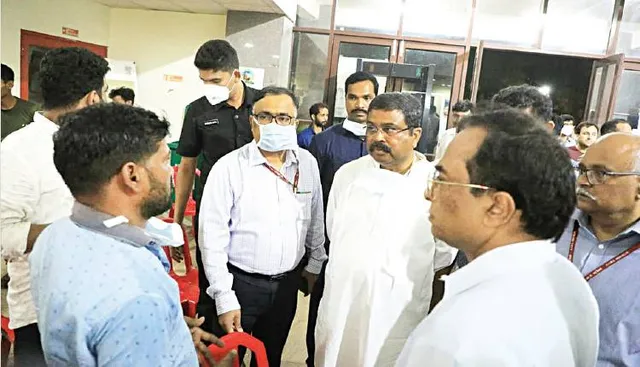 ଏମ୍‌ସରେ ସ୍ଥିତି ସମୀକ୍ଷା କଲେ ଧର୍ମେନ୍ଦ୍ର