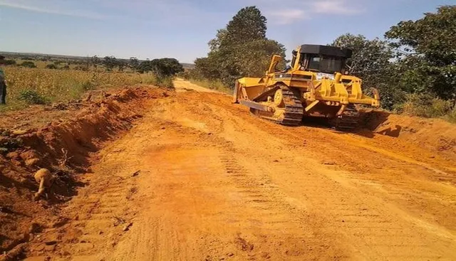 ରାସ୍ତା ନିର୍ମାଣ ପାଇଁ ମାଟି ମିଳୁନି