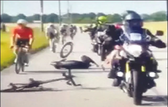 ସାଇକ୍ଲିଷ୍ଟ ସହ ଧକ୍କା ଦେଇ ମୋଟର ସାଇକେଲ ଚାଳକ ମୃତ