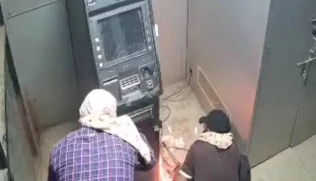 ଏଟିଏମ୍‌ ତାଡ଼ି ୧୩ ଲକ୍ଷ ଲୁଟ୍‌, ସିସିଟିଭି ଫୁଟେଜ୍‌ ନେଇ ପୁଲିସ୍ ତଦନ୍ତ ଜାରି