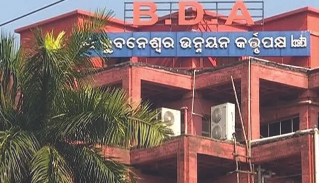 ସତ୍ୟନଗରରୁ ଉଚ୍ଛେଦ: ବିଡିଏ ବରିଷ୍ଠ ସହାୟକ ନିଲମ୍ବିତ