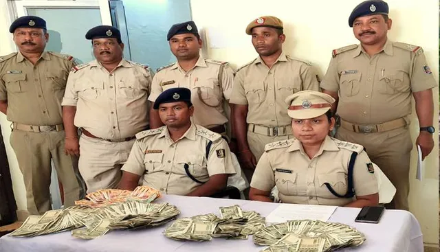 ଟିଟିଲାଗଡ଼ ପୁରୁଣା ବ୍ୟାଙ୍କ ଛକରୁ ୩ ଲକ୍ଷ ଲୁଟ୍‌ ଘଟଣା: ଗଞ୍ଜାମରୁ ୧.୯୪ ଲକ୍ଷ ଉଦ୍ଧାର