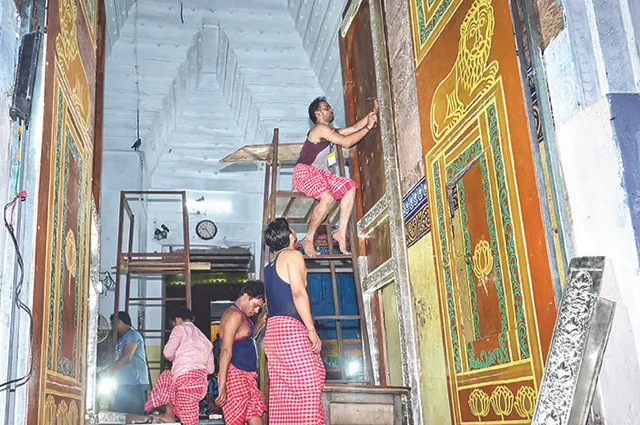 ରୁପାରେ ଝଲସିବ ଶ୍ରୀମନ୍ଦିର ସିଂହଦ୍ବାର, ରୁପା ଛାଉଣୀ ଆରମ୍ଭ