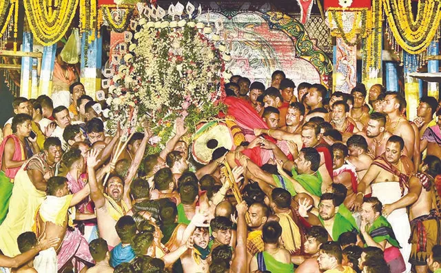 ପୁରୀ ଶ୍ରୀ ଜଗନ୍ନାଥ ମନ୍ଦିର ସେବାୟତମାନଙ୍କ କଲ୍ୟାଣ ପାଇଁ ବିଭିନ୍ନ ଯୋଜନା ଘୋଷଣା କଲେ ମୁଖ୍ୟମନ୍ତ୍ରୀ