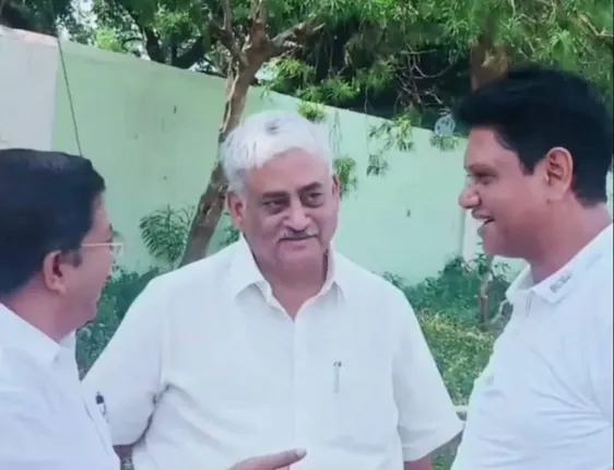 ୫-ଟି ସଚିବ ଗସ୍ତ ପୂର୍ବରୁ ରାୟଗଡ଼ାରେ ଡେରା ପକାଇଲେ ମନ୍ତ୍ରୀ ଓ ବିଜେଡି ସାଙ୍ଗଠନିକ ସମ୍ପାଦକ