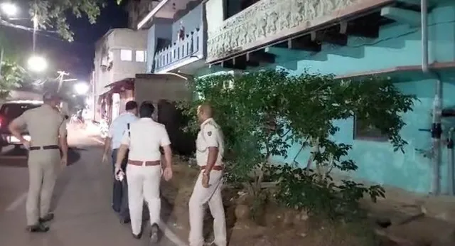 ଠେଙ୍ଗାହାଟ ଗୁଳିକାଣ୍ଡ ମାମଲା: ଅନ୍ଧାରରେ ବାଡ଼ି ବୁଲାଉଛି ପୁଲିସ, ଫରେନ୍ସିକ୍ ଟିମର ଯାଞ୍ଚ ଜାରି