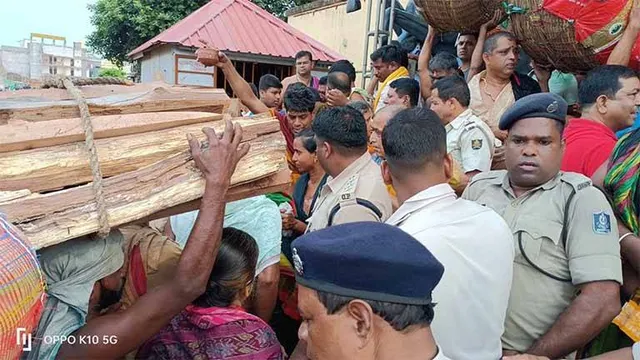 ପରିମାଣିକ ଦର୍ଶନ ବେଳେ ଠେଲାପେଲା