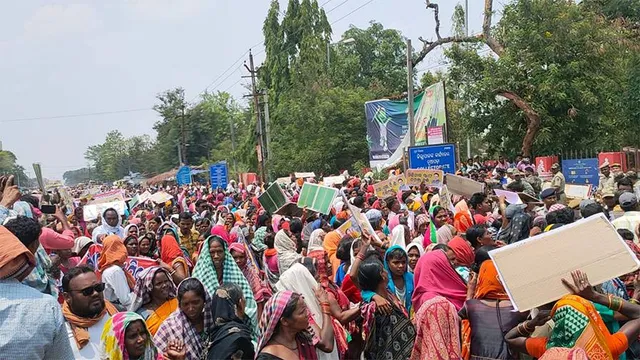 କେନ୍ଦୁପତ୍ର ତୋଳାଳିଙ୍କ ବିଶାଳ ସମାବେଶ, ବିଭିନ୍ନ ଦାବି ନେଇ ଜିଲ୍ଲାପାଳ ଅଫିସ୍‌ ଘେରାଉ