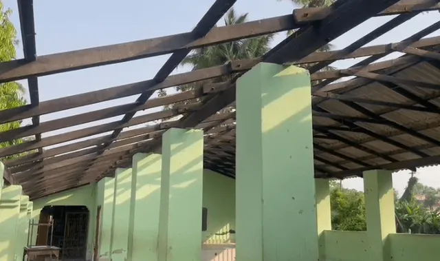 ଭଙ୍ଗାଯାଉଛି ଅସ୍ଥାୟୀ ଶବାଗାର ପାଲଟିଥିବା ବାହାନଗା ଉଚ୍ଚ ବିଦ୍ୟାଳୟ ଘର