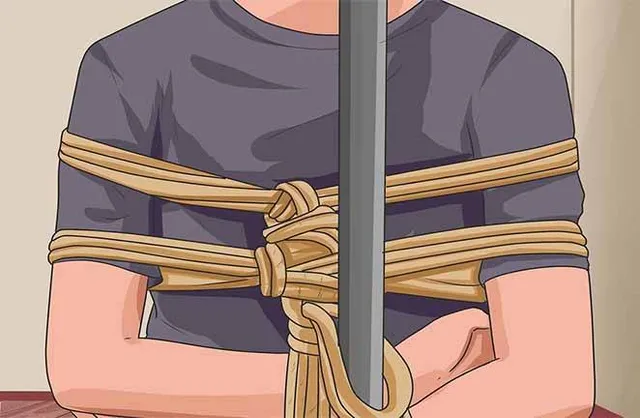 ବିଦ୍ୟୁତ୍‌ ତାର ଚୋରି: ଦୁଇଜଣଙ୍କୁ ବାନ୍ଧିଲେ ଲୋକେ