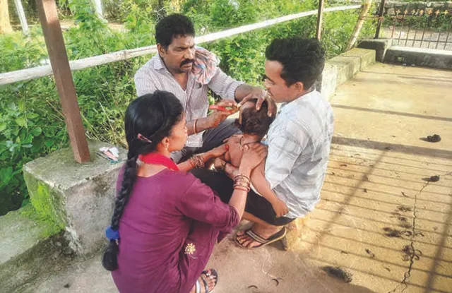 ଜିରାଙ୍ଗ ରଥଯାତ୍ରାରେ ନିଆରା ପରମ୍ପରା: ମାନସିକ ପୂରଣ ପାଇଁ ମୁଣ୍ଡନ ହୁଅନ୍ତି ଶ୍ରଦ୍ଧାଳୁ