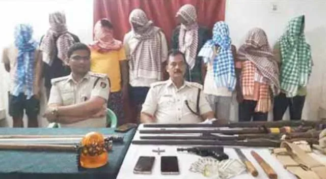 ଧରାପଡ଼ିଲେ ୮ ନକଲି ପୁଲିସ