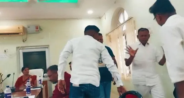 କେସିଙ୍ଗା ଏନ୍‌ଏସିର ପିଛା ଛାଡୁନାହିଁ ବିବାଦ: କାଉନ୍‌ସିଲ୍‌ ବୈଠକରେ ଅଧ୍ୟକ୍ଷ ଓ କାଉନ୍‌ସିଲର ଧସ୍ତାଧସ୍ତି