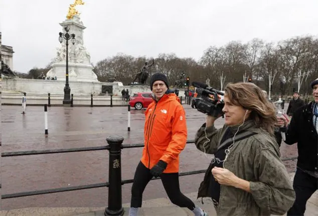 ଜଳବାୟୁ ସଚେତନତା ପାଇଁ ବୃଦ୍ଧଙ୍କ ୪,୨୫୦ କିମି ପଦଯାତ୍ରା