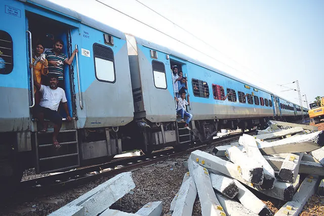 ସ୍ବାଭାବିକ ହୋଇପାରୁନି ଟ୍ରେନ୍‌ ସେବା, ଆଜି ୯ ଟ୍ରେନ୍‌ ବାତିଲ୍‌ ରହିବ