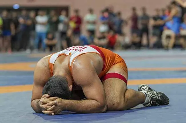 ଭାରତୀୟ କୁସ୍ତି ଦଳରୁ ବାଦ୍‌ ପଡ଼ିଲେ ରବି, ସରିତା, ସାକ୍ଷୀ