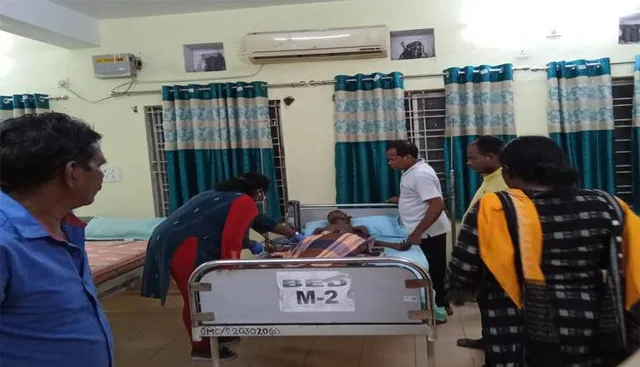 ୧୨ ଦିନ ପରେ ଖାଲରୁ ଜୀବିତ ଉଦ୍ଧାର ହେଲେ ବୃଦ୍ଧ