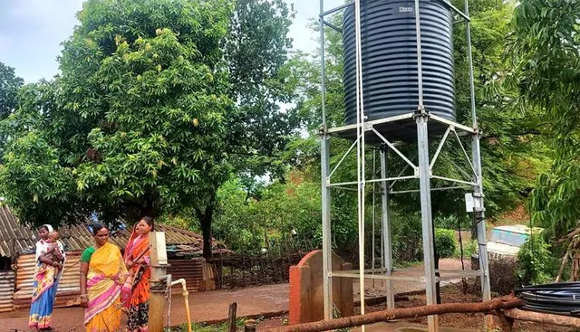 ବସ୍ତିରେ ବର୍ଷାସାରା ଜଳ ସଙ୍କଟ