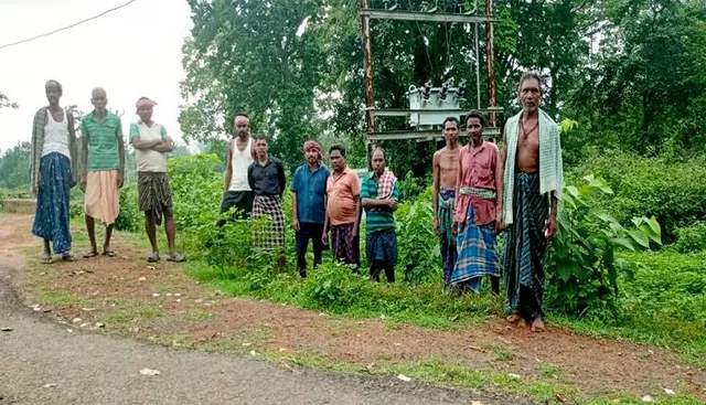 ୨୬ ଦିନ ହେଲା ଅନ୍ଧାରରେ ୬୦ ଉପଭୋକ୍ତା