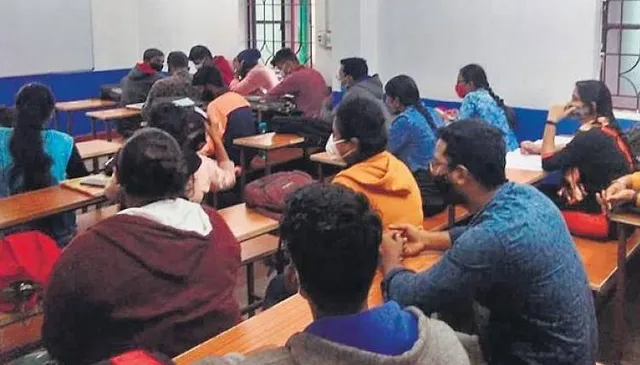 ହୀରାକୁଦରେ ୧୦ ଟଙ୍କିଆ କୋଚିଂ ସେଣ୍ଟର