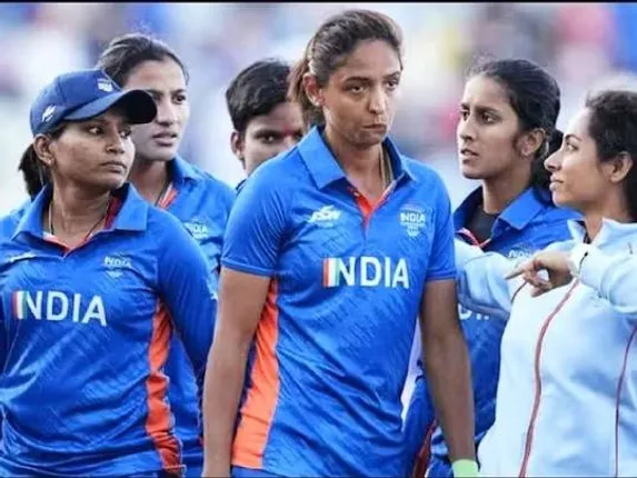 ବିଶୃଙ୍ଖଳିତ ଆଚରଣ ପାଇଁ ହରମନପ୍ରୀତଙ୍କ ଉପରେ ୨ଟି ମ୍ୟାଚ କଟକଣା ଲଗାଇଲା ଆଇସିସି