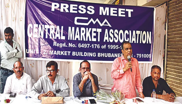 ଉଗ୍ର ରୂପ ନେଉଛି ମାର୍କେଟ୍‌ ବିଲ୍ଡିଂ ବିବାଦ: ଦିନେ ସମୟ ଦେଲା ସଂଘ