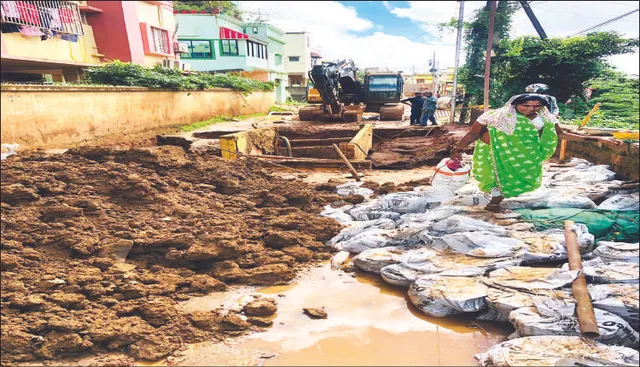 କଲବଲ କରୁଛି ପଞ୍ଚସଖାନଗର-ଡୁମୁଡୁମା ରାସ୍ତା