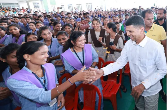 ୫-ଟି ସଚିବଙ୍କ ବୌଦ୍ଧ ଜିଲ୍ଲା ଗସ୍ତ