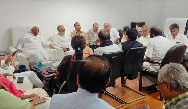 ଆସନ୍ତାକାଲି ମୋଦୀ ସରକାରଙ୍କ ବିରୋଧରେ ଅନାସ୍ଥା ପ୍ରସ୍ତାବ ଆଣିବେ ବିରୋଧୀ: ସୂତ୍ର