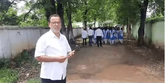 ସରକାରୀ ଉଚ୍ଚବିଦ୍ୟାଳୟରେ ନାହାନ୍ତି ଗଣିତ ଶିକ୍ଷକ: ଛାତ୍ରଛାତ୍ରୀଙ୍କ ରାସ୍ତାରୋକ