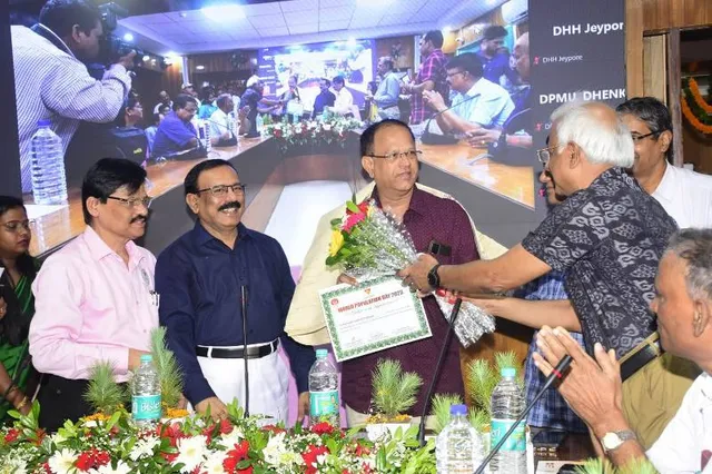 ମହିଳା ବନ୍ଧ୍ୟାକରଣ ଅସ୍ତ୍ରୋପଚାର କ୍ଷେତ୍ରରେ ଯୋଗଦାନ ପାଇଁ ଡ଼ାକ୍ତର ସମ୍ବର୍ଦ୍ଧିତ