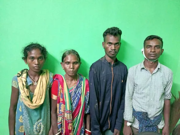 ୩ ଏକର ମକା ଫସଲ ନଷ୍ଟ କଲେ ଗାଈ, ସଙ୍ଘବଦ୍ଧ ଆକ୍ରମଣରେ ୨ ଗୁରୁତର