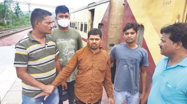 ବିଜେଡି ଯୁବନେତା ଲଳିତମୋହନ ମହାପାତ୍ରଙ୍କୁ କାର୍‌ ମଡ଼ାଇ ହତ୍ୟା ଘଟଣା: ତୀର୍ଥରୁ ଫେରିବାବେଳେ ହତ୍ୟା ଅଭିଯୁକ୍ତ ଗିରଫ