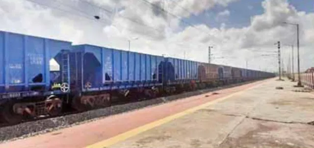 କେନ୍ଦ୍ରାପଡ଼ାରେ କୋଇଲା ବୋଝେଇ ଟ୍ରେନ୍‌ରେ ନିଆଁ