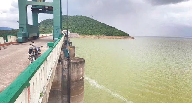 ଶ୍ରାବଣରେ ଶୁଖିଲା ରେଙ୍ଗାଳି ଜଳଭଣ୍ଡାର