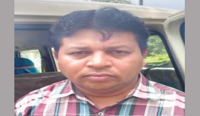 ଭିଜିଲାନ୍‌ସ ଜାଲରେ ଆର୍‌ଆଇ ଅଫିସ ରାତ୍ରଜଗୁଆଳ: ଜମି ପଟ୍ଟା ପାଇଁ ୮ ହଜାର ଟଙ୍କା ଲାଞ୍ଚ ନେଉଥିଲେ