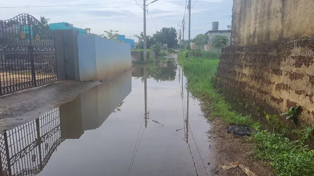 ଲଗାଣ ବର୍ଷାରେ ସହର ଜଳବନ୍ଦୀ