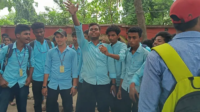 ଚରମ୍ପା କଲେଜରେ ଅଣଛାତ୍ରଙ୍କ ଆତଙ୍କ: ପ୍ରତିବାଦରେ ଛାତ୍ର ଆନ୍ଦୋଳନ