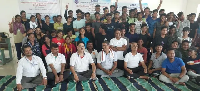 କେଏମ୍‌ବିବି ବୈଷୟିକ ମହାବିଦ୍ୟାଳୟରେ ଯୋଗ ଶିବିର