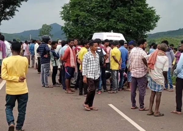 ପାଣ୍ଡକାପଦର ଛକରେ ଅଜଣା ଗାଡି ଧକ୍କାରେ ବାଇକ ଆରୋହୀର ମୃତ୍ୟୁ, ରାସ୍ତା ଅବରୋଧ କଲେ ଗ୍ରାମବାସୀ