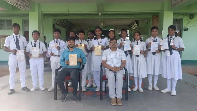 ଅନ୍ତର୍ଜାତୀୟ କଳା ପ୍ରତିଯୋଗିତାରେ ରାୟଗଡ଼ା ଜବାହାର ନବୋଦୟ ବିଦ୍ୟାଳୟର ଛାତ୍ରଛାତ୍ରୀଙ୍କ କୃତିତ୍ବ