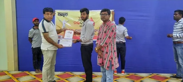 ଯୁବ ସ୍ବାଭିମାନ ଦିବସରେ ରକ୍ତଦାନ ଶିବିରରେ ୨୫ ୟୁନିଟ ରକ୍ତ ସଂଗ୍ରହ