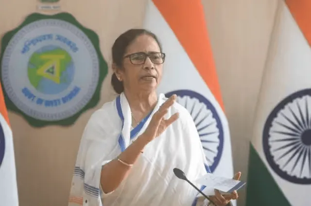 ବିନା କାରଣରେ ଆମ ଲୋକଙ୍କୁ ଏଜେନ୍ସିମାନେ ଟାର୍ଗେଟ କରୁଛନ୍ତି: ମମତା ବାନାର୍ଜୀ