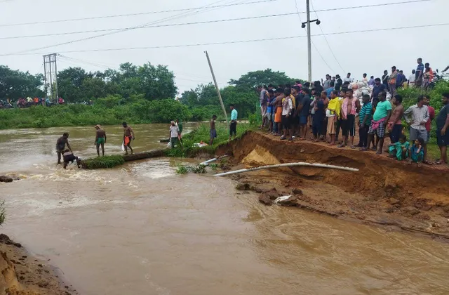 ବାଳକାଟୀ-ପୁରୀ ମୁଖ୍ୟ କେନାଲରେ ୨୦ ଫୁଟର ଘାଇ
