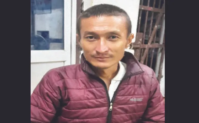 ବେଳାଭୂମିରୁ ସଂଦିଗ୍ଧ ବିଦେଶୀଙ୍କୁ ଟେକିନେଲା ପୁଲିସ୍‌