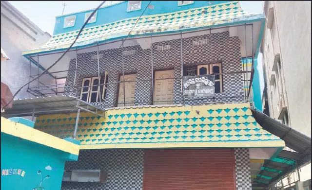 ରେକର୍ଡ ପାଇଁ ହନ୍ତସନ୍ତ ଜମି ମାଲିକ: ସ୍ଥାନାନ୍ତର ହେଉନି ଚକବନ୍ଦୀ, ବନ୍ଦୋବସ୍ତ କାର୍ଯ୍ୟାଳୟ