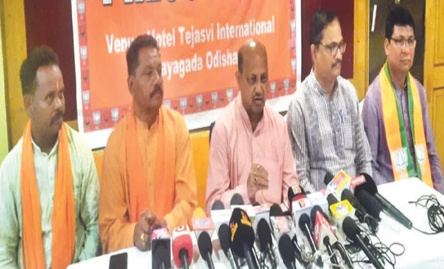 ରାଜ୍ୟରେ ମୁଖ୍ୟମନ୍ତ୍ରୀ, ମନ୍ତ୍ରୀ ଅଦୃଶ୍ୟ: ମନମୋହନ