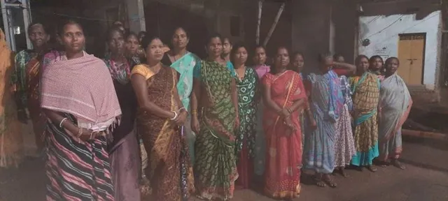 ବର୍ଷାରେ ଡ୍ରେନେଜ ଜାମ୍ ଅସୁବିଧାର ସମ୍ମୁଖୀନ ହେଲେ ବସ୍ତିବାସିନ୍ଦା