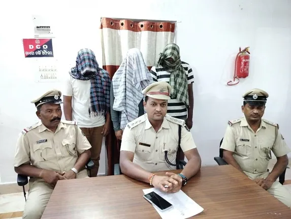 ପଦ୍ମପୁର,ଗୁଣୁପୁର ଓ ରାମନାଗୁଡା ଅଂଚଳରେ ଚୋରି ଘଟଣାରେ ୩ ଗିରଫ