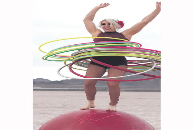 ହୁଲା-ହୁପିଂରେ ଗିନିସ ରେକର୍ଡ